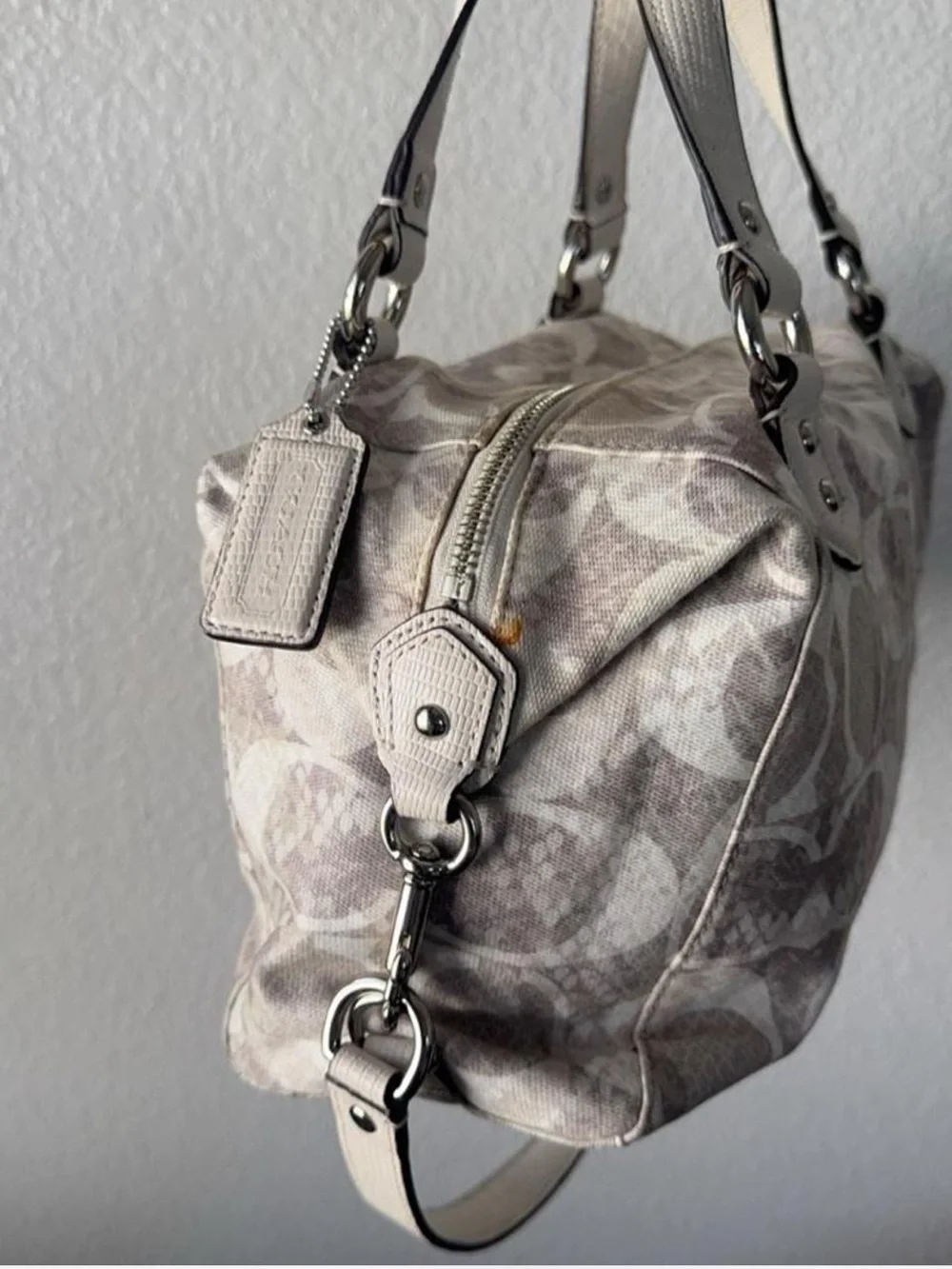 Coach Campbell Signature Satchel with Snakeskin - Picture 3 of 8